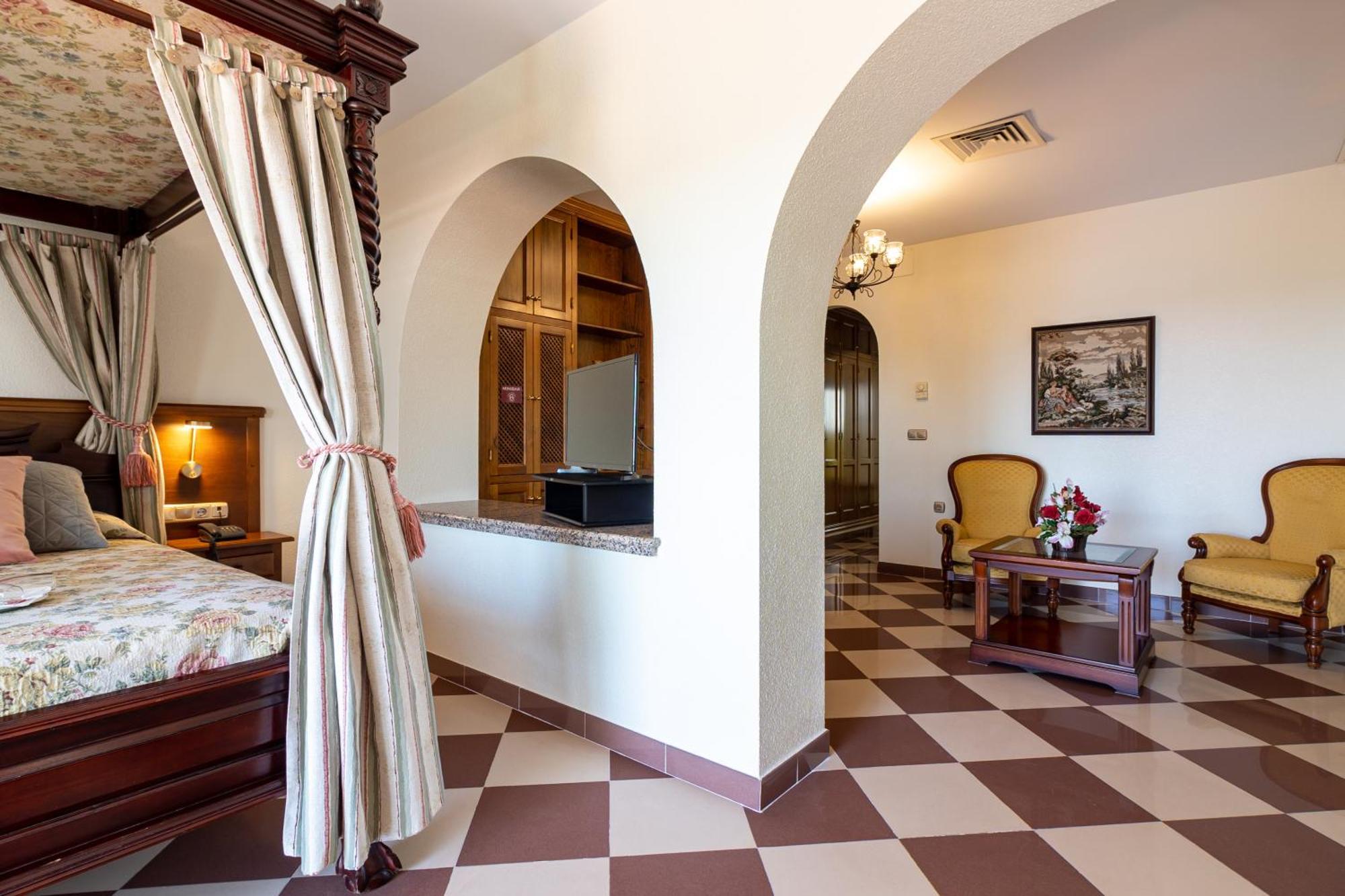 Hotel Avenida Tropical By Bossh! Hotels Salobreña Dış mekan fotoğraf