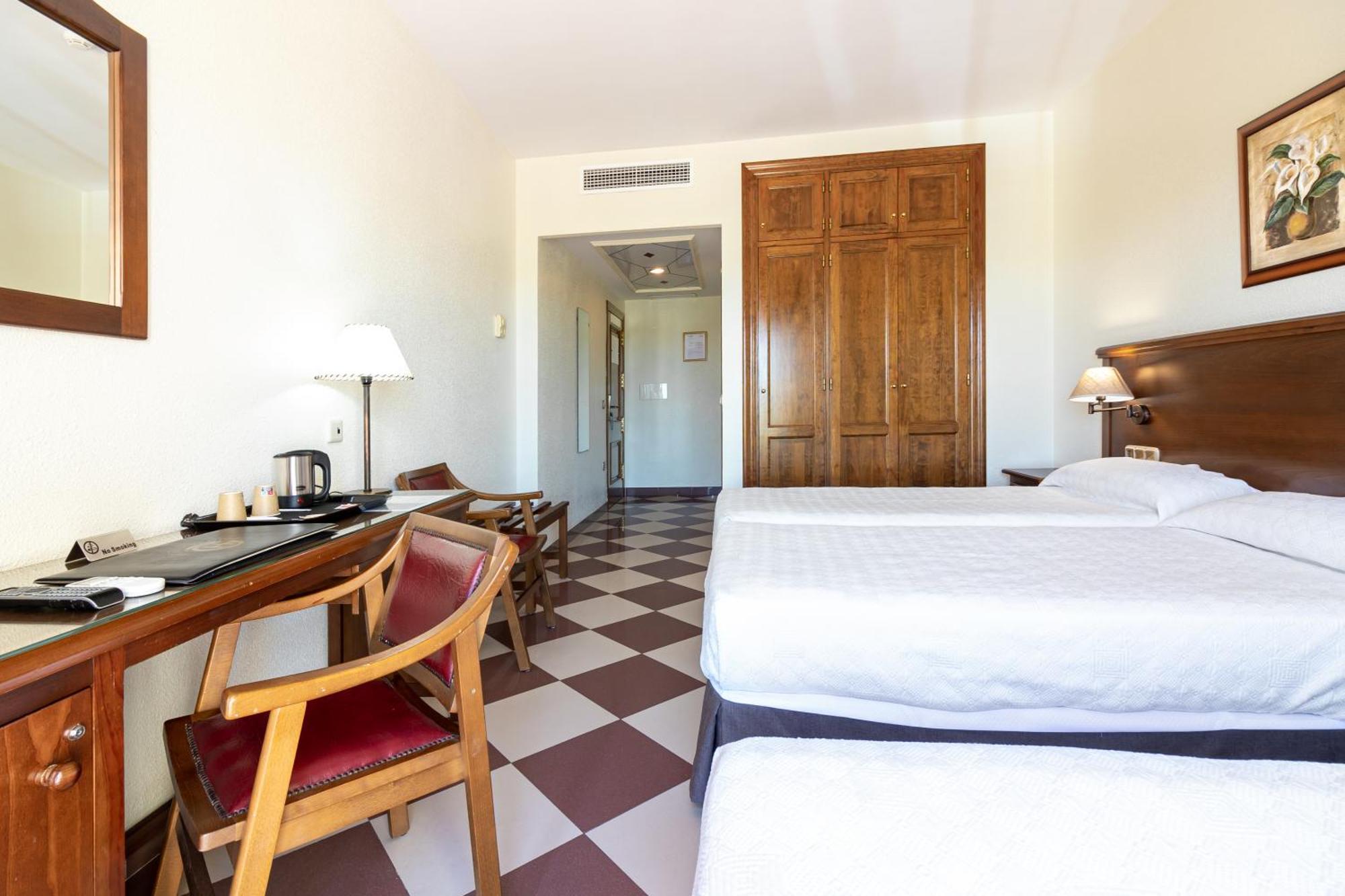 Hotel Avenida Tropical By Bossh! Hotels Salobreña Dış mekan fotoğraf