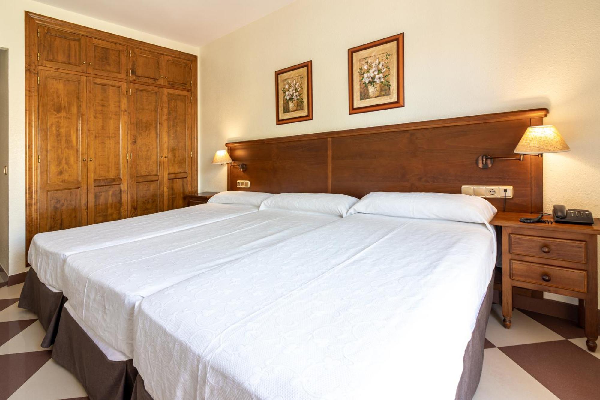 Hotel Avenida Tropical By Bossh! Hotels Salobreña Dış mekan fotoğraf