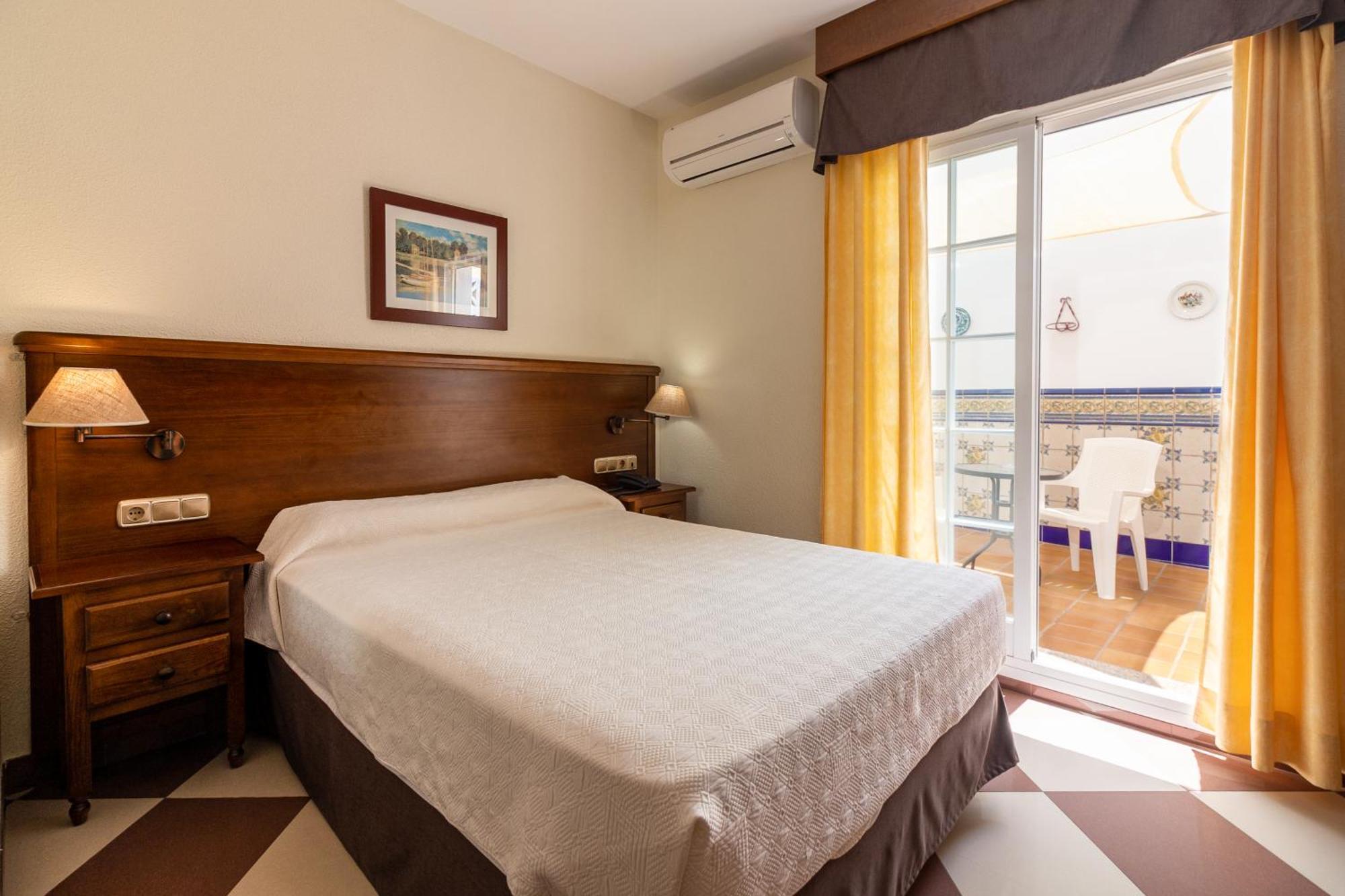 Hotel Avenida Tropical By Bossh! Hotels Salobreña Dış mekan fotoğraf