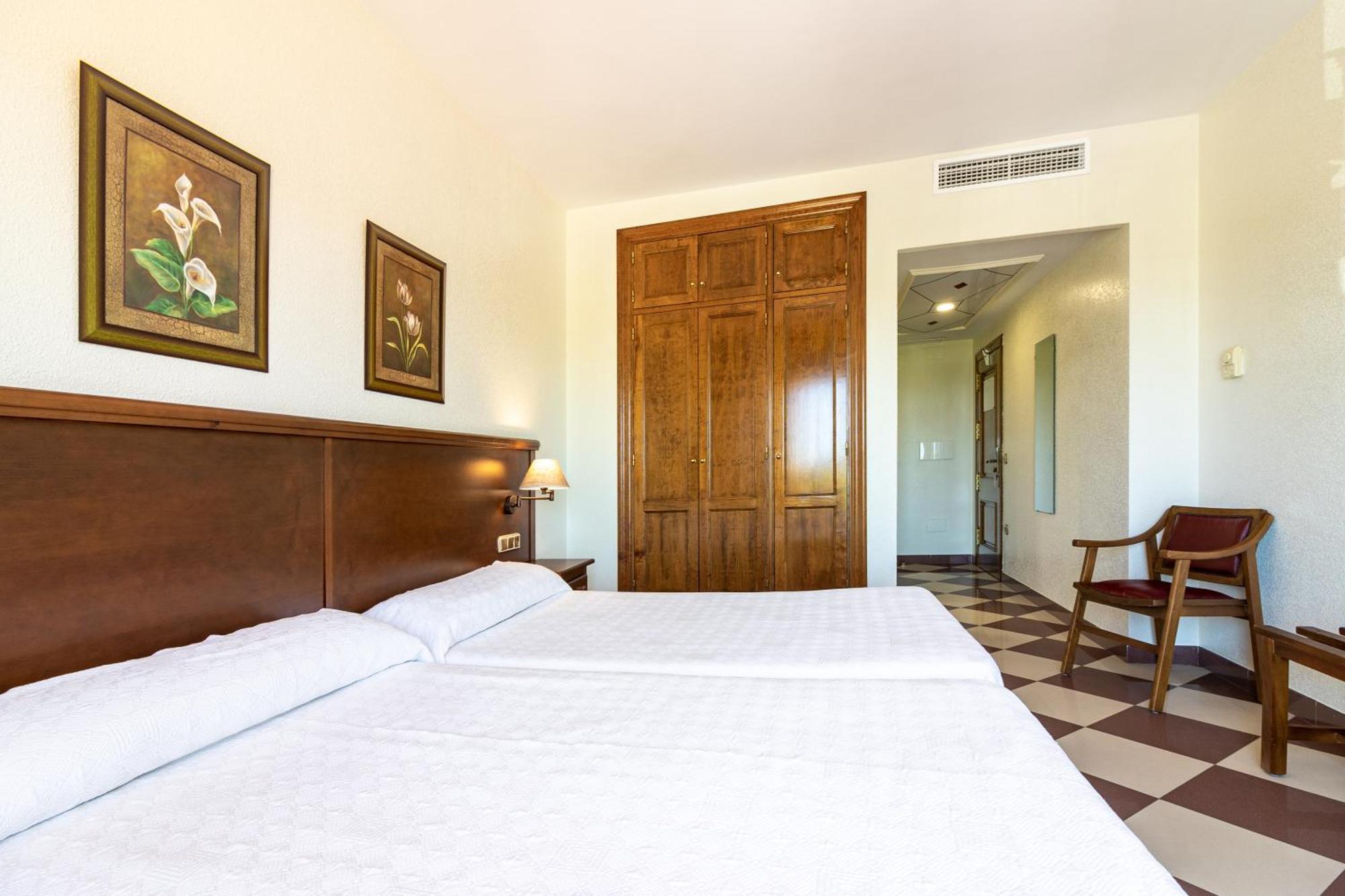Hotel Avenida Tropical By Bossh! Hotels Salobreña Dış mekan fotoğraf